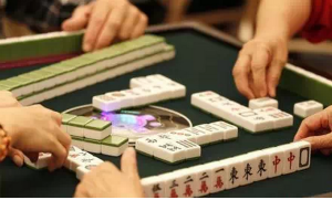 play mahjong